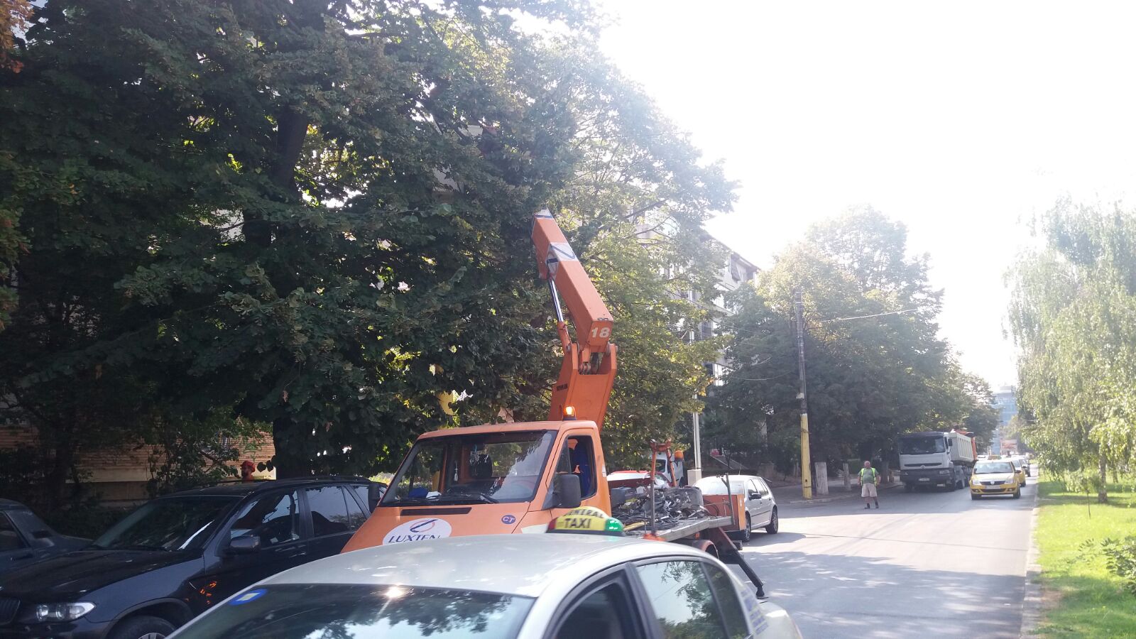 CONSTANȚA: Trafic aproape blocat pe bulevardul MAMAIA, în zona Delfinariu