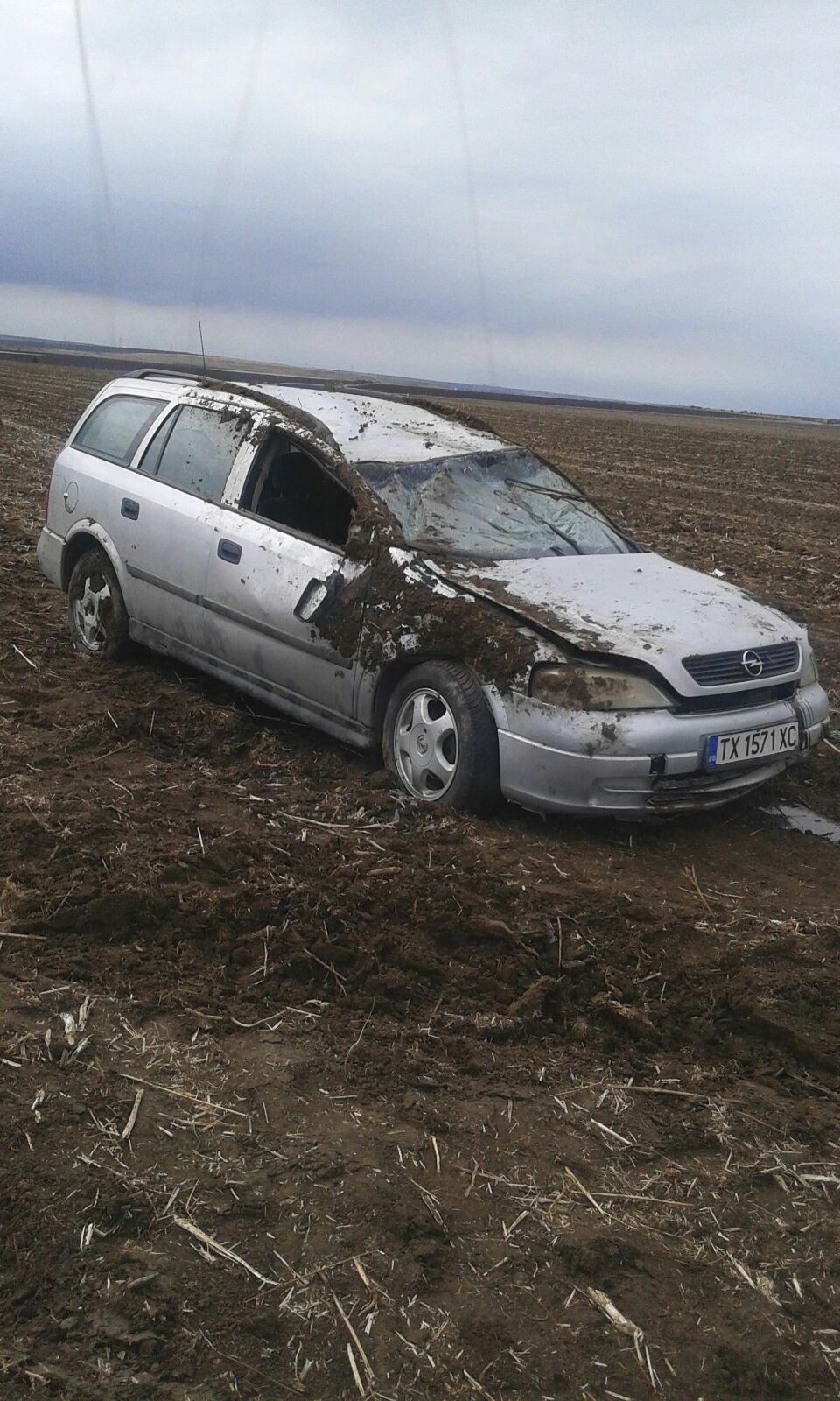FOTO: Accident rutier grav între Cuza Vodă și Mihail Kogălniceanu. Două persoane încarcerate