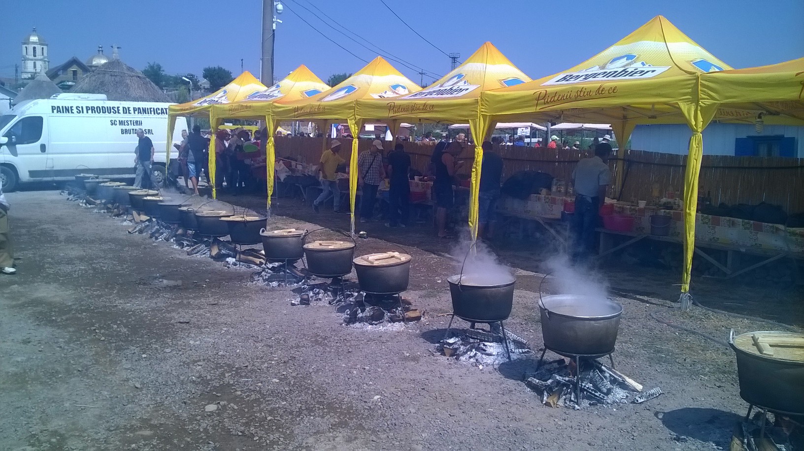 TULCEA/FOTO: Serbarea Borşului Pescăresc 2016. Festin culinar