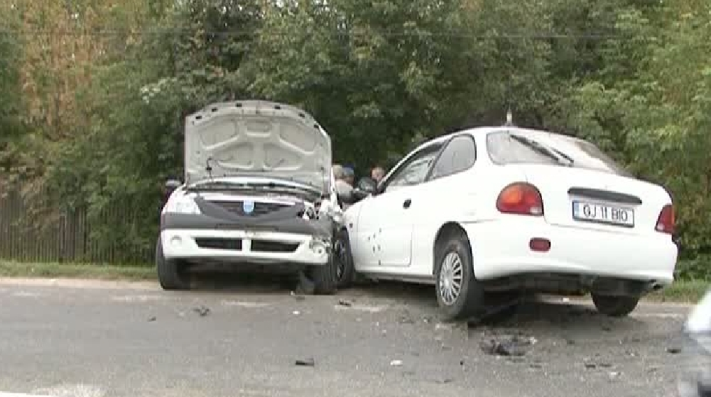 GIURGIU: Accident grav. Două persoane au murit, iar alte trei au fost rănite