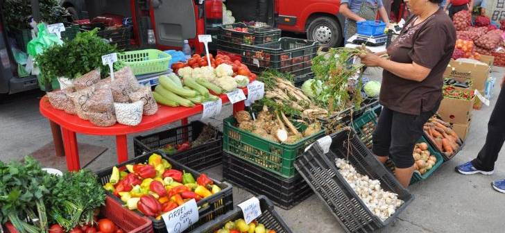 DESCINDERI la târgul de legume și fructe de pe varianta Constanța – Ovidiu