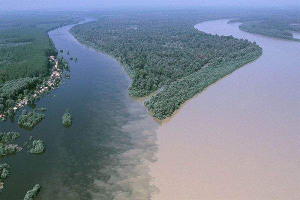 TULCEA: Administrarea resurselor Dunării, model pentru fluviul NIGER