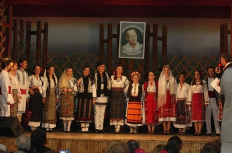TOPALU – Festivalul – Concurs Național de Interpretare a Cântecului Popular Românesc „Dan Moisescu”