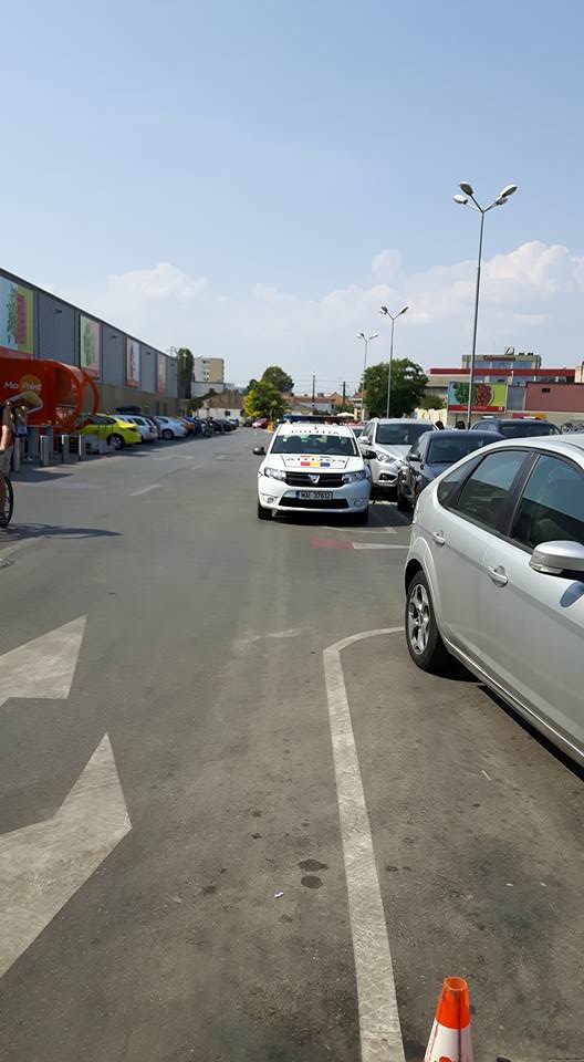 FOTO/CONSTANȚA. Parcare…după cum se poate