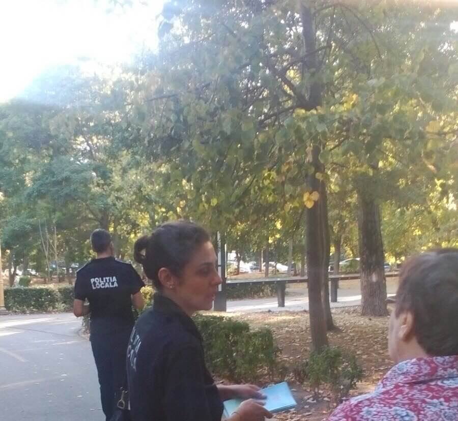 Avertismente pentru cei care aruncă gunoiul pe jos