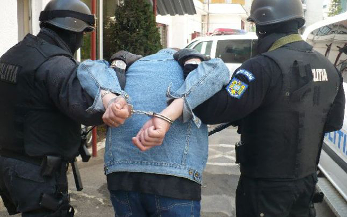 Polițiștii români au prins un austriac care ar fi furat 300.000 de euro