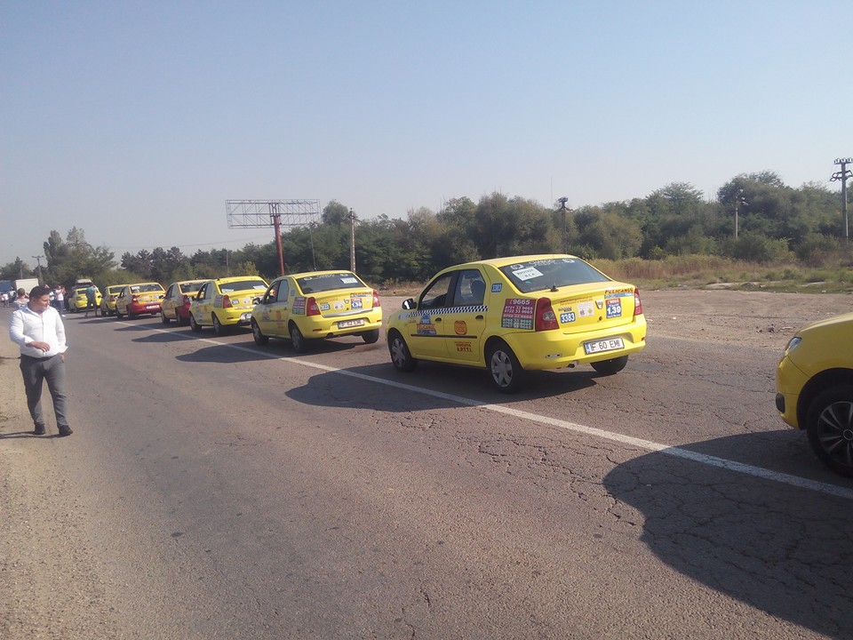 Transportatorii protestează în Capitală. Trafic restricționat