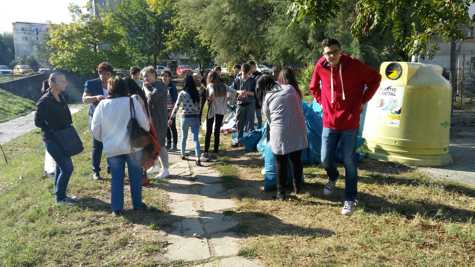 Foto/Audio – TULCEA: Sute de voluntari au făcut curat în șase localități