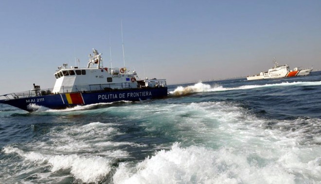 CONSTANȚA: Turiști în derivă, salvați din largul mării și aduși în Portul TOMIS
