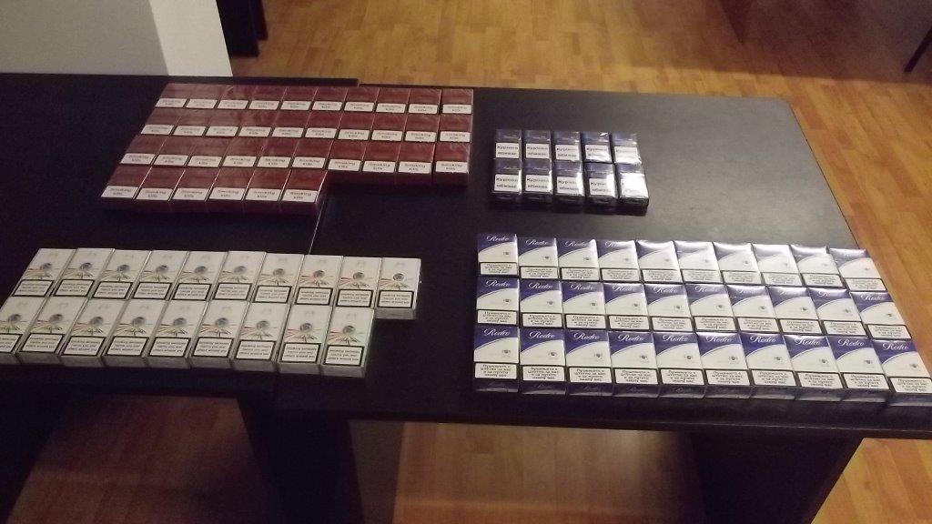 MANGALIA: Femeie prinsă de jandarmi cu țigări de contrabandă