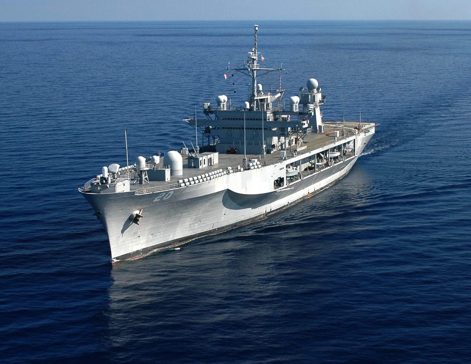 CONSTANȚA, MANGALIA: Tur de forță al militarilor americani de pe nava USS Mount Whitney