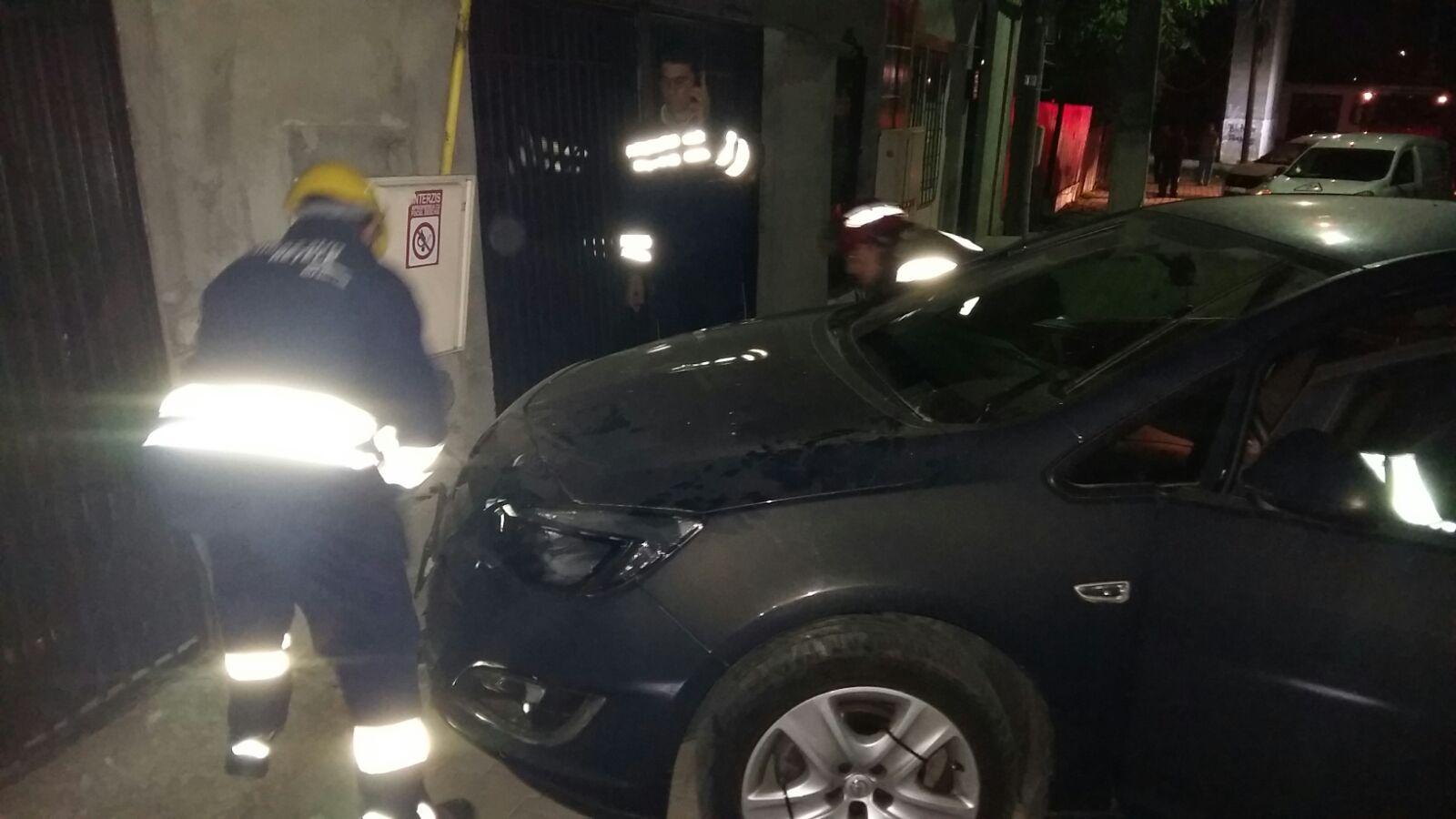 FOTO – MEDGIDIA. Conductă de gaze spartă în urma unui accident