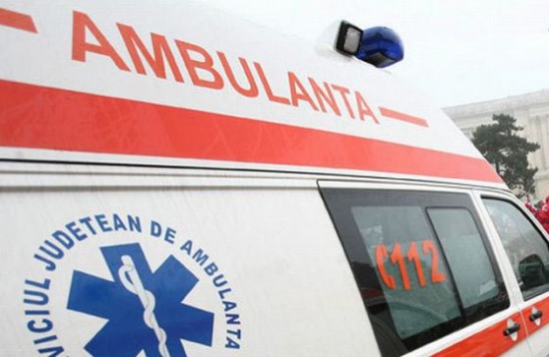 AGIGEA: Doi bărbați au fost răniți după ce au căzut de la înălțime de pe o schelă