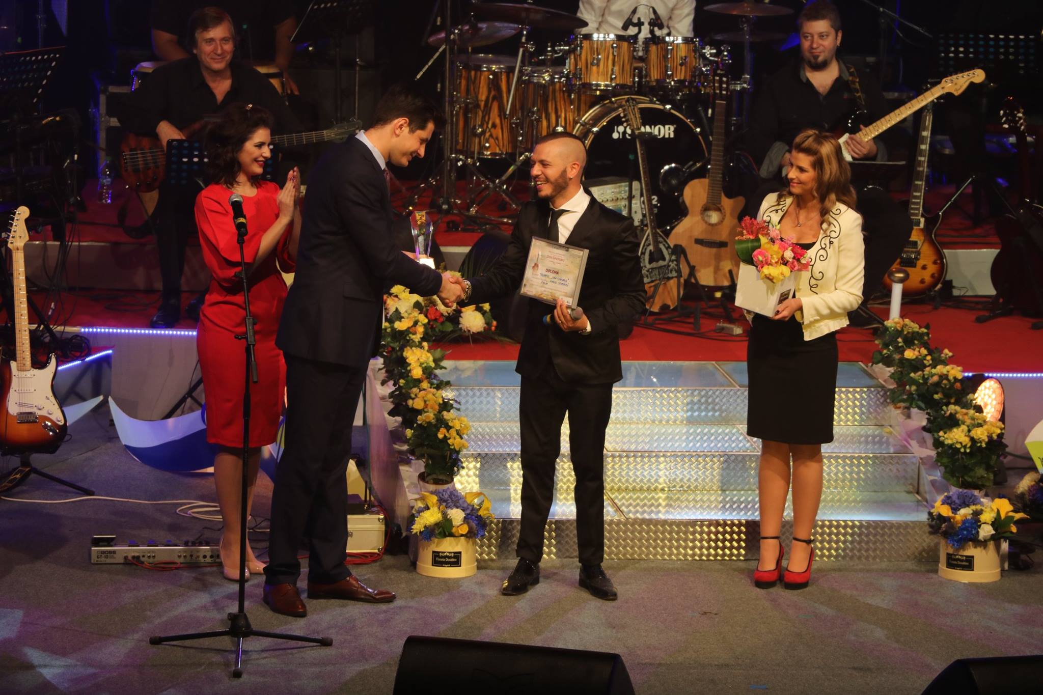 MEDGIDIA: Festivalul Internațional de Muzică Ușoară „Dan Spătaru“