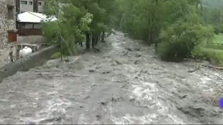 Ajutoare de urgență pentru sinistrații din Galați