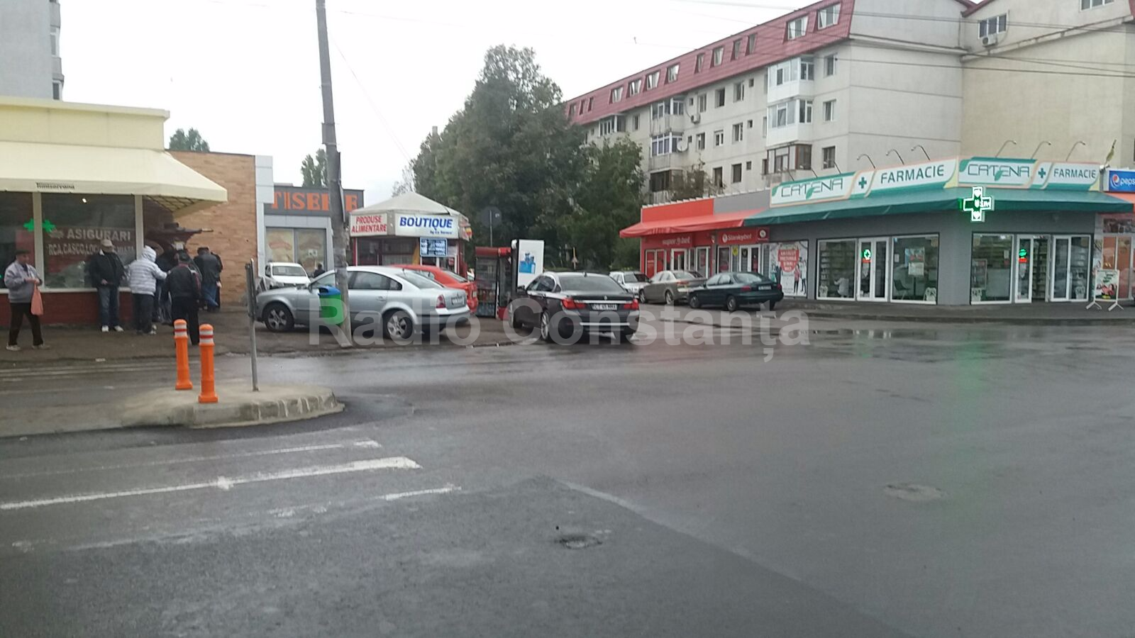 CONSTANȚA: Mijlocul intersecției, locul „ideal” pentru a parca mașina