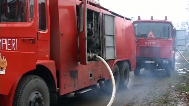TULCEA: Se scurge combustibil dintr-un TIR în apropierea popasului Căprioara. Traficul este întrerupt