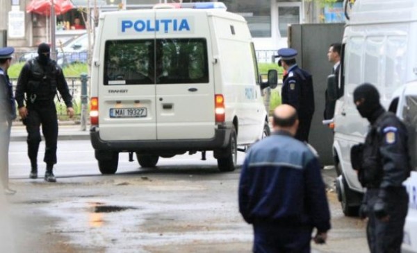 TULCEA: Percheziţii la persoane bănuite de braconaj piscicol
