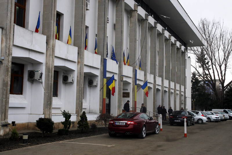 CONSTANȚA: Ședință extraordinară a Consiliului local municipal. Primăria vrea să se împrumute