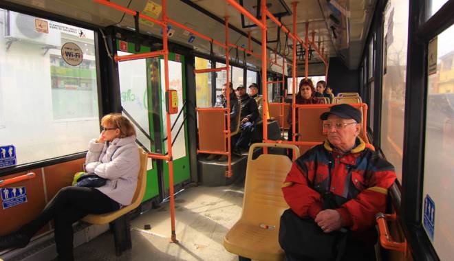 RATC eliberează abonamente pentru pensionari la toate chioșcurile de bilete