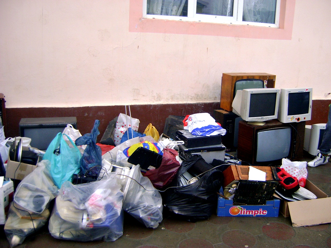 Județul CONSTANȚA: Patrulele de reciclare adună electronicele uzate