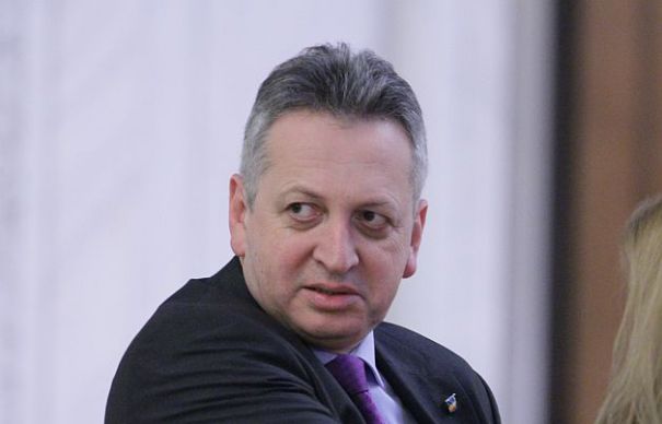 Fostul deputat Relu Fenechiu, urmărit penal pentru trafic de influenţă