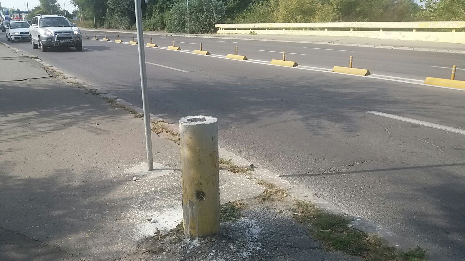 FOTO/Audio – „Ctitoriile” edililor de la CONSTANŢA: Un stâlp în drum…