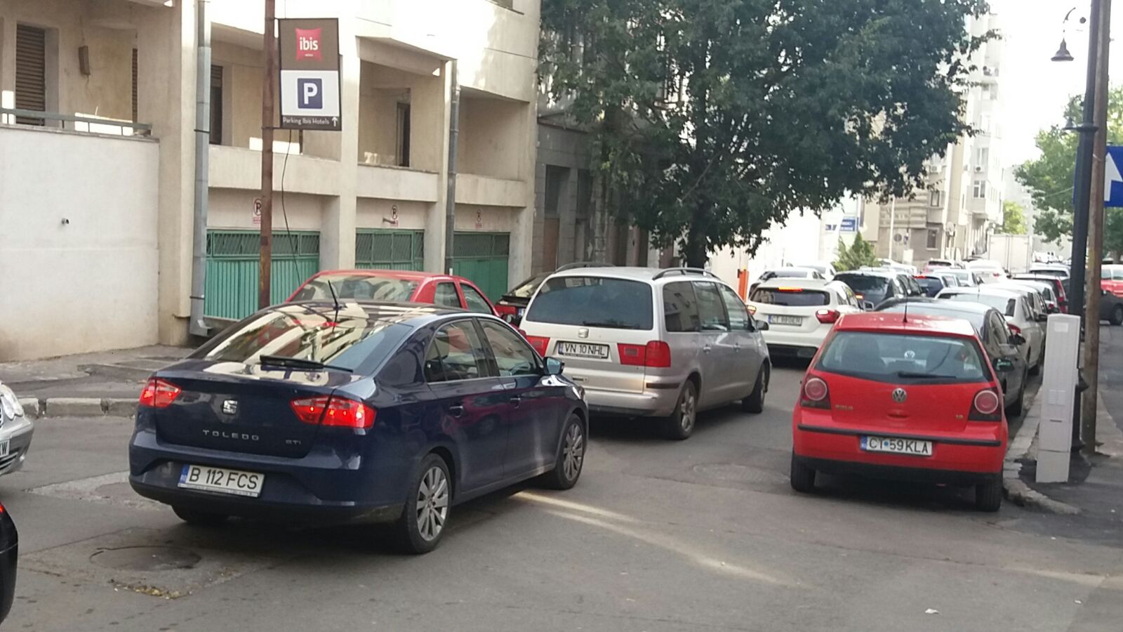 Trafic paralizat pe una dintre străzile Constanței