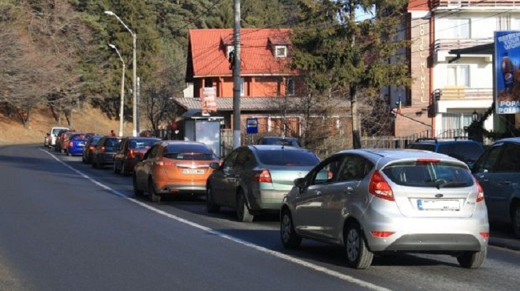 UPDATE – Trafic rutier intens pe Valea Prahovei. Circulație DEVIATĂ