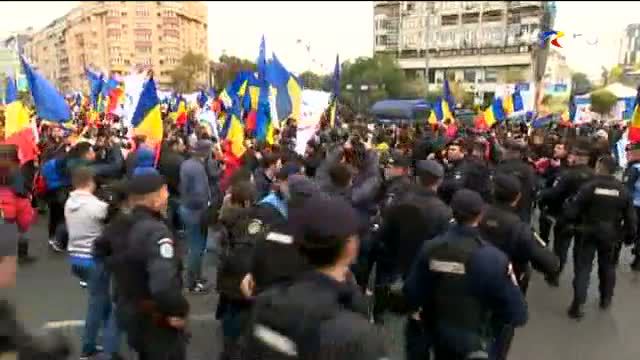 Continuă protestul unioniștilor