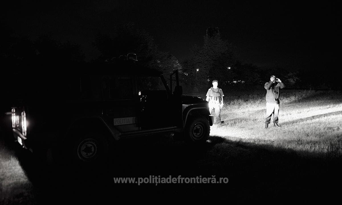 Pakistanezi prinși în timp ce încercau să intre fraudulos în România