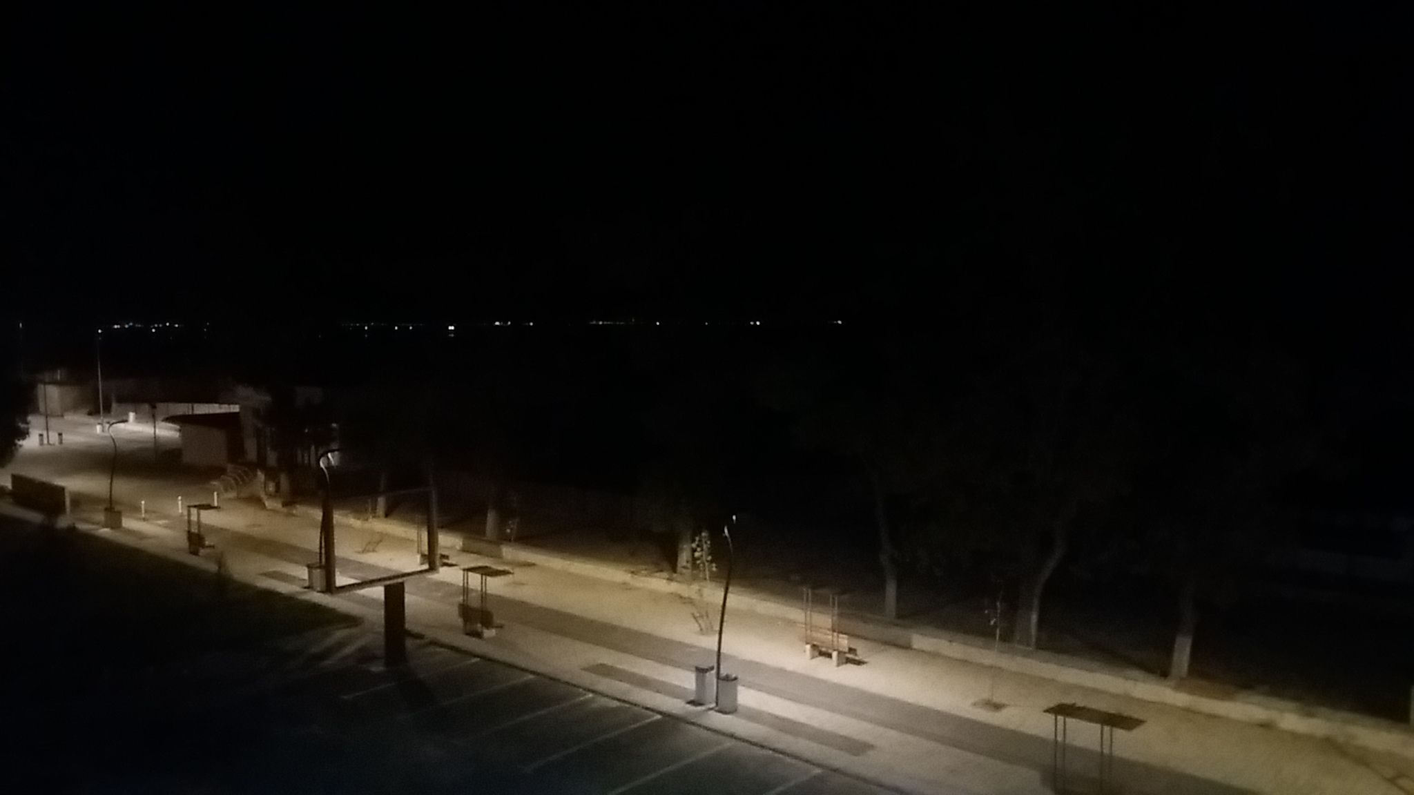 Nu scăpăm de vremea rece!
