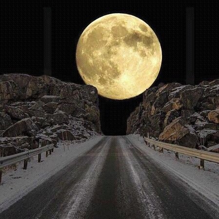 LUNA și PĂMÂNTUL, apropiere … rară!