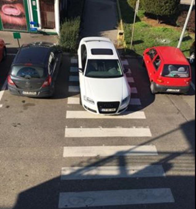 Trecere de pietoni sau…parcare