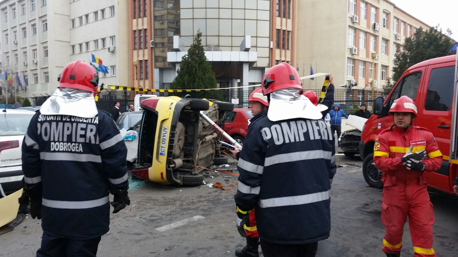 CONSTANȚA/FOTO: Accident rutier grav. Două persoane încarcerate