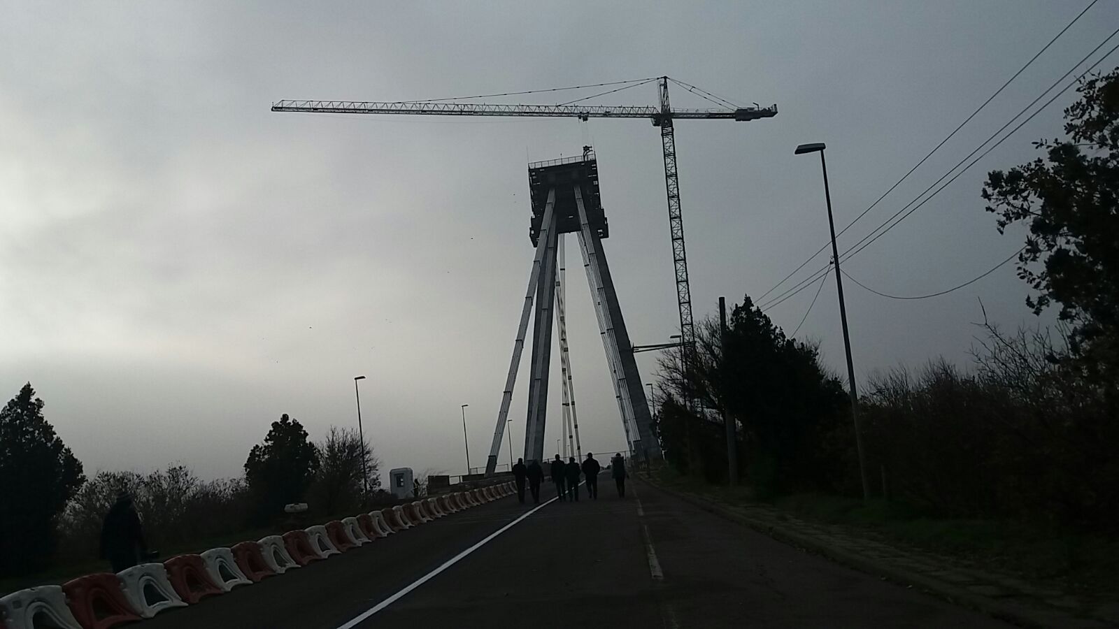 FOTO: Inspecție la podul vechi de la Agigea. Podul se va deschide ÎNAINTE de termenul stabilit!