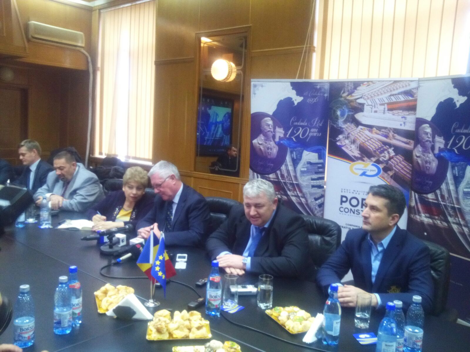 Portul Constanţa: Autostrăzile maritime, alternativă la transportul rutier