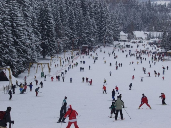 Agenții de turism, nemulțumiți că Guvernul a decis … prea târziu prelungirea minivacanței de 1 Decembrie!