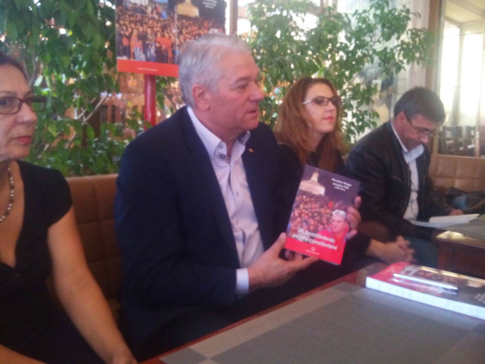Viața de parlamentar, într-o carte semnată de Nicolae Moga