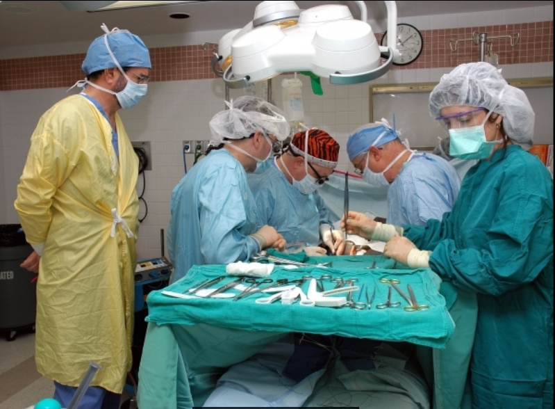 Persoană trecută pe lista celor care au beneficiat de transplant renal, deşi NU a făcut operaţia