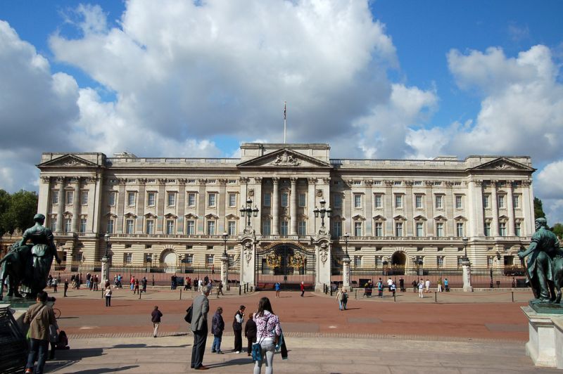 MAREA BRITANIE. Petiție online ÎMPOTRIVA finanțării din bani publici a lucrărilor de la Palatul Buckingham
