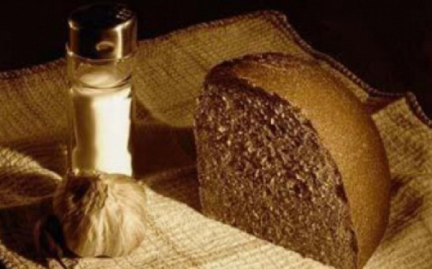POSTUL CRĂCIUNULUI 2016: Semnificaţii şi perioadele cu dezlegare la peşte