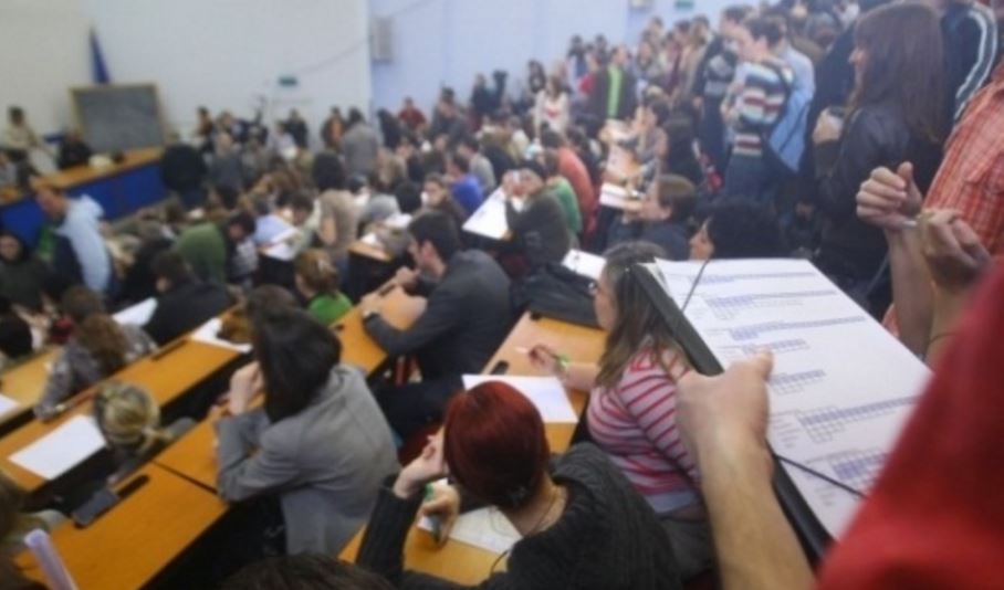 Absolvenţii facultăților de medicină și farmacie au susţinut concursul de intrare în rezidenţiat