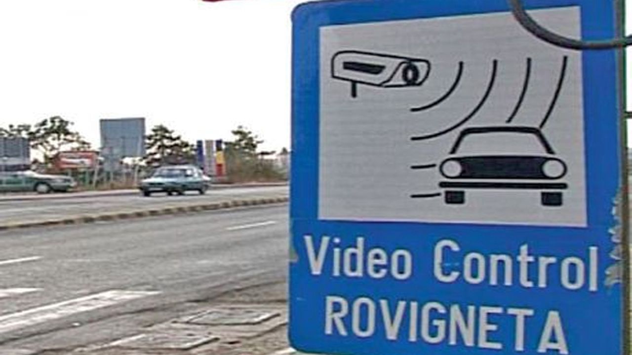 Cum pot scăpa șoferii LEGAL de AMENDA pentru lipsa rovinietei
