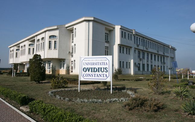 Cadru universitar de la Universitatea Ovidius, trimis în judecată de DNA Constanța