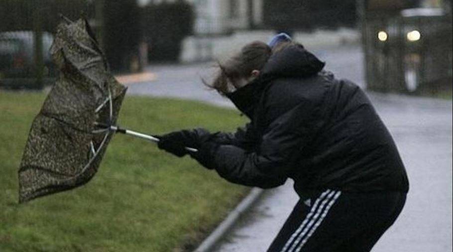 IAȘI/BOTOȘANI/NEAMȚ. Cod portocaliu de VÂNT PUTERNIC