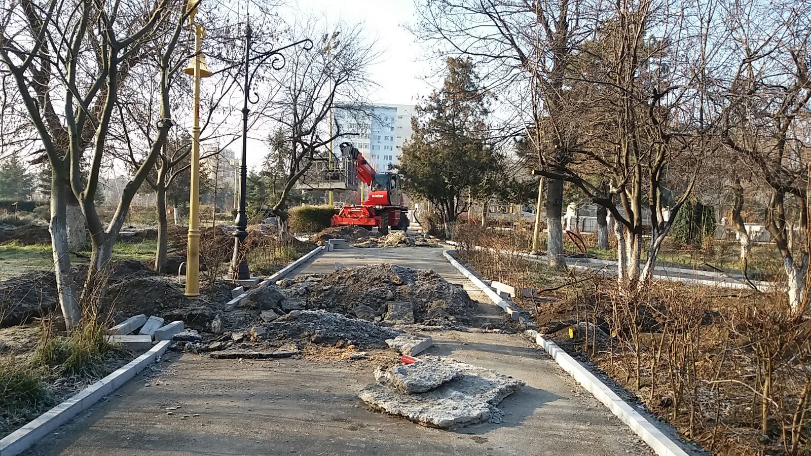FOTO/AUDIO – Au reînceput lucrările de reabilitare a Parcului Arheologic din CONSTANȚA