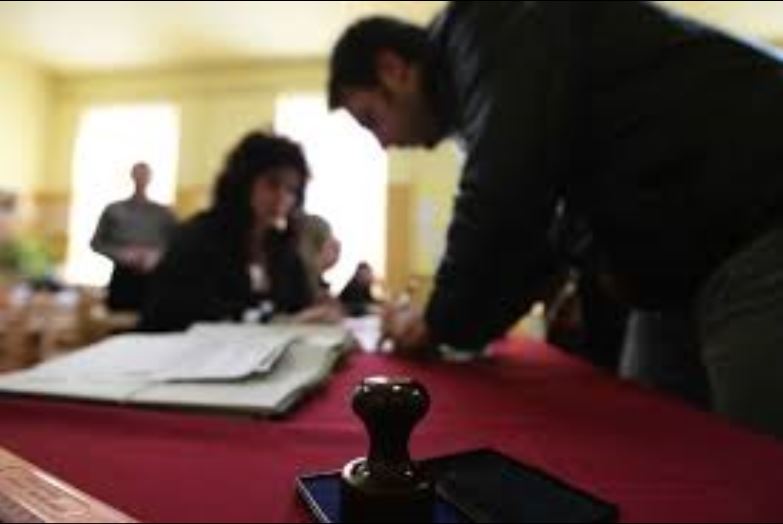 CONSTANȚA, TULCEA: Prezența la vot la ora 13.00