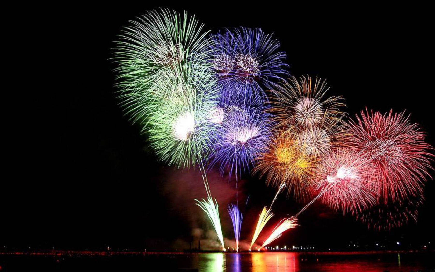 Oferte de Revelion în MAMAIA şi EFORIE pentru toate buzunarele