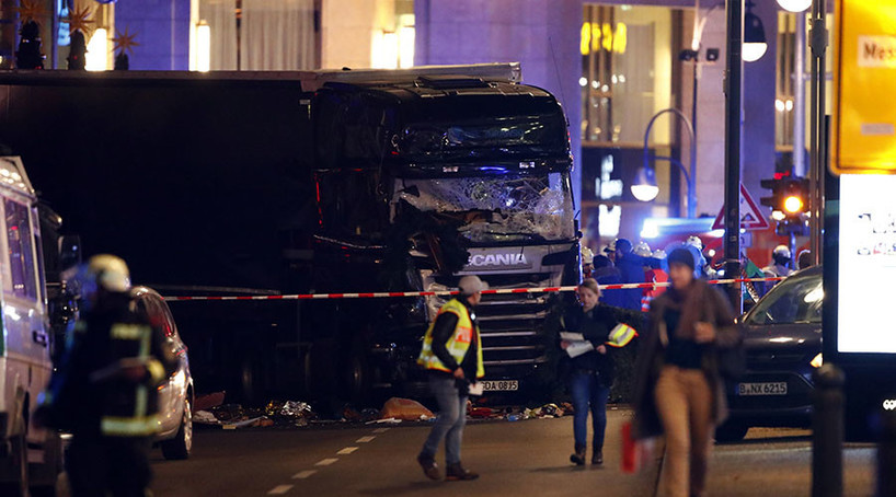 12 persoane au MURIT în urma atentatului din BERLIN. Atentatul a fost revendicat de ISIS